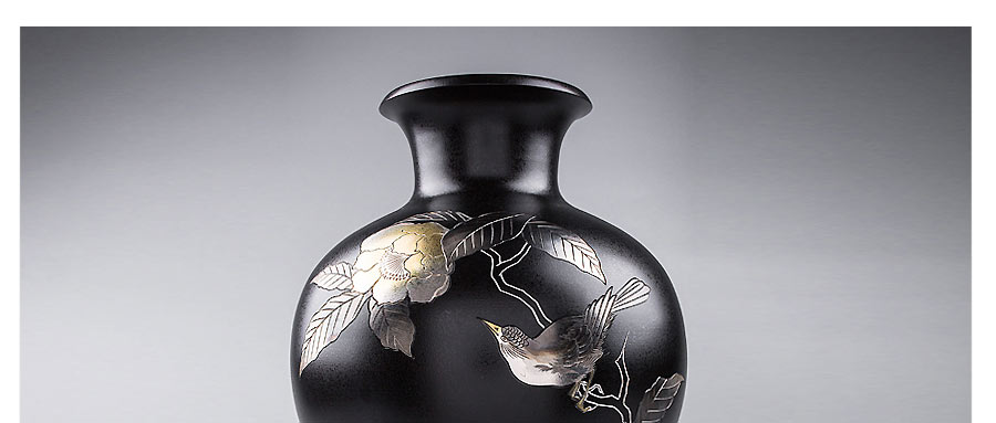 高冈铜器木瓜喜鹊福寿花瓶