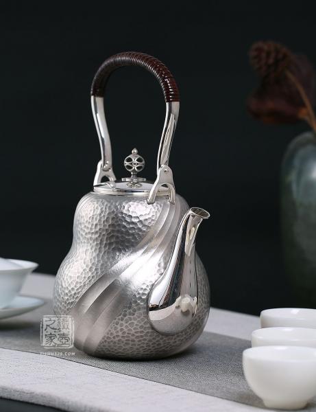 大渊银器 纯银 葫芦形纵波槌目纹银壶（4.5寸）
