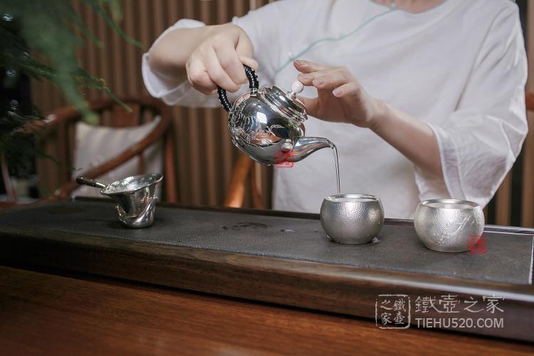 高陵金寿堂纯银泡茶壶