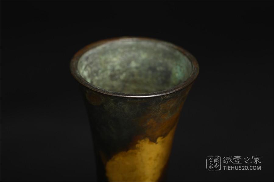 秦藏六立鼓式塗金铜花瓶
