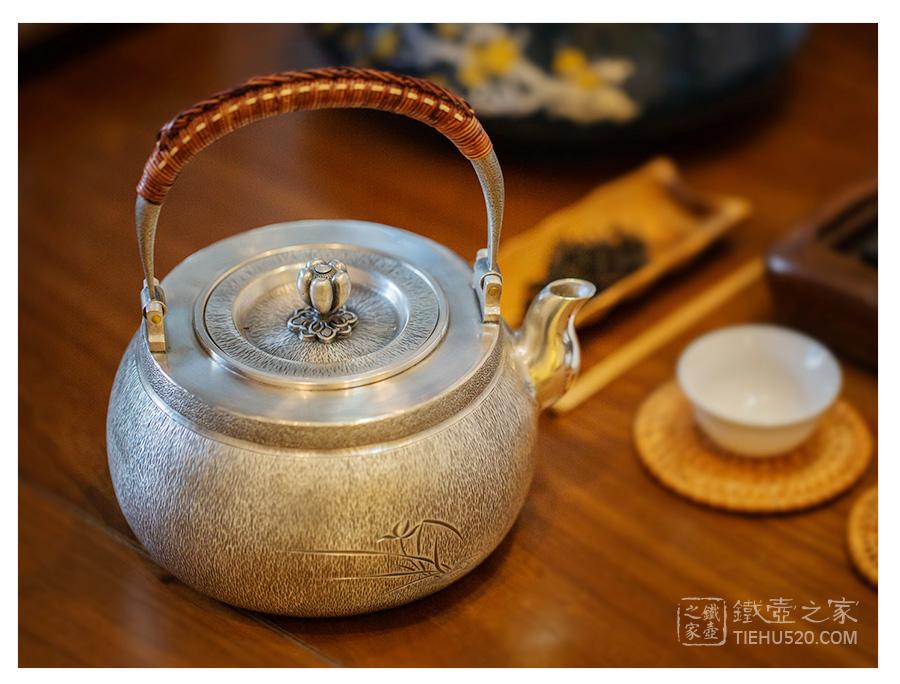 段六一 葫芦型兰韵银壶