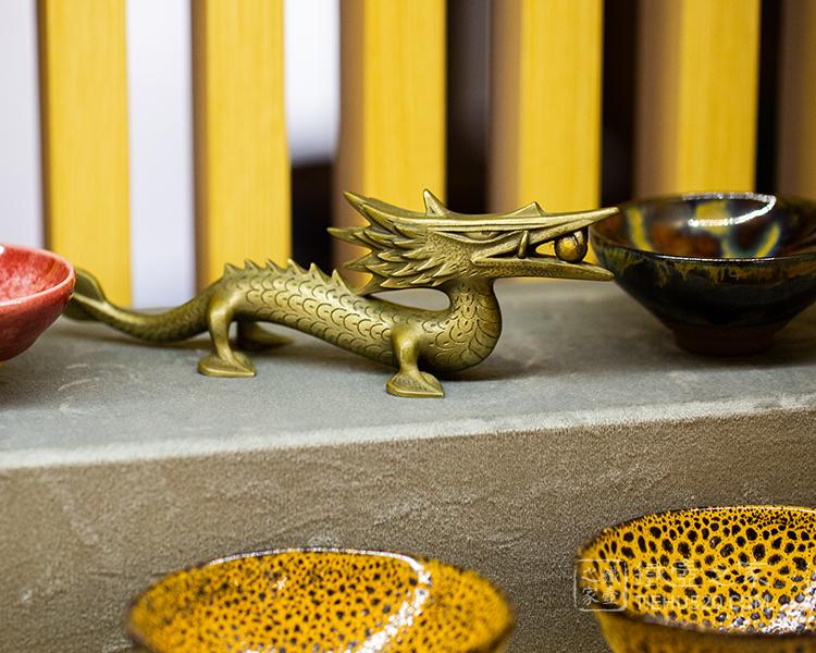 龙十二生肖摆件玉云游飞