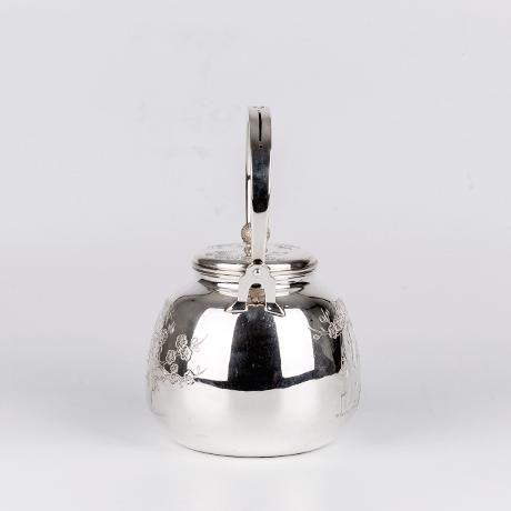 承合银器 纯银 梨形四君子银壶