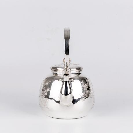 承合银器 纯银 梨形四君子银壶