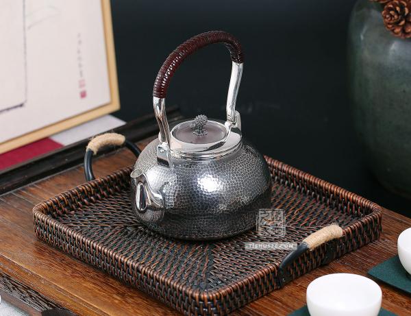 大渊银器 纯银 松子摘锤目纹银壶（4.5寸）