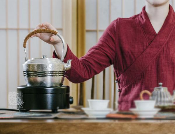 段六一 清泉竹韵素王银壶